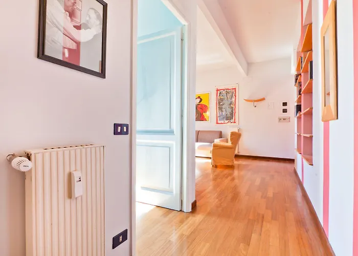 Porta Portese Colorful Flat דירה