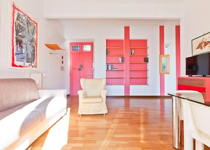 Porta Portese Colorful Flat דירה רומא