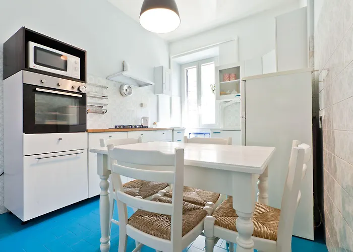 Porta Portese Colorful Flat