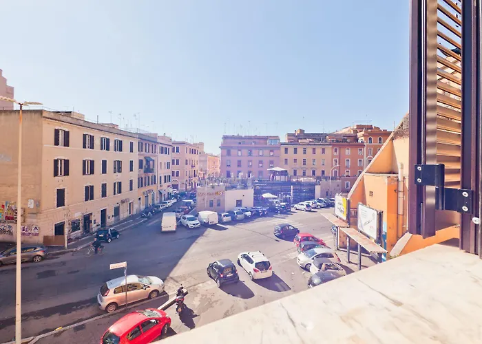 Porta Portese Colorful Flat *