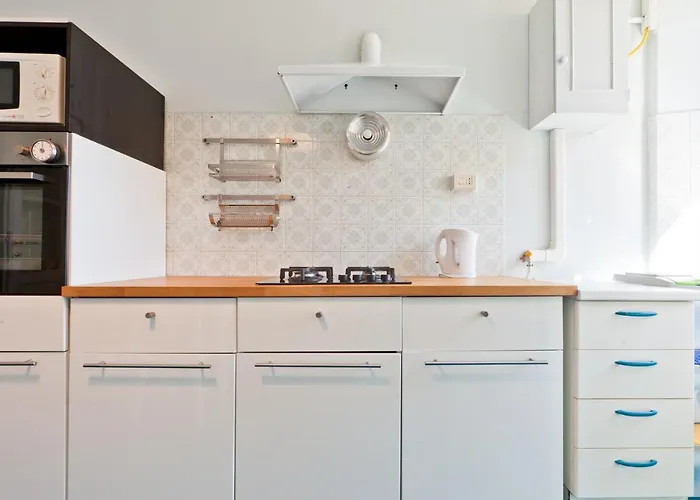 Porta Portese Colorful Flat רומא