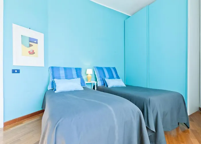 Porta Portese Colorful Flat דירה